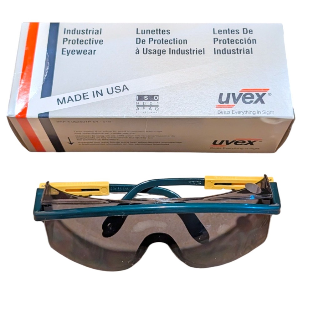 Uvex Astrospec 3000 Green Bay Packers Safety Glasses Gray Lens S14634 Ultradura